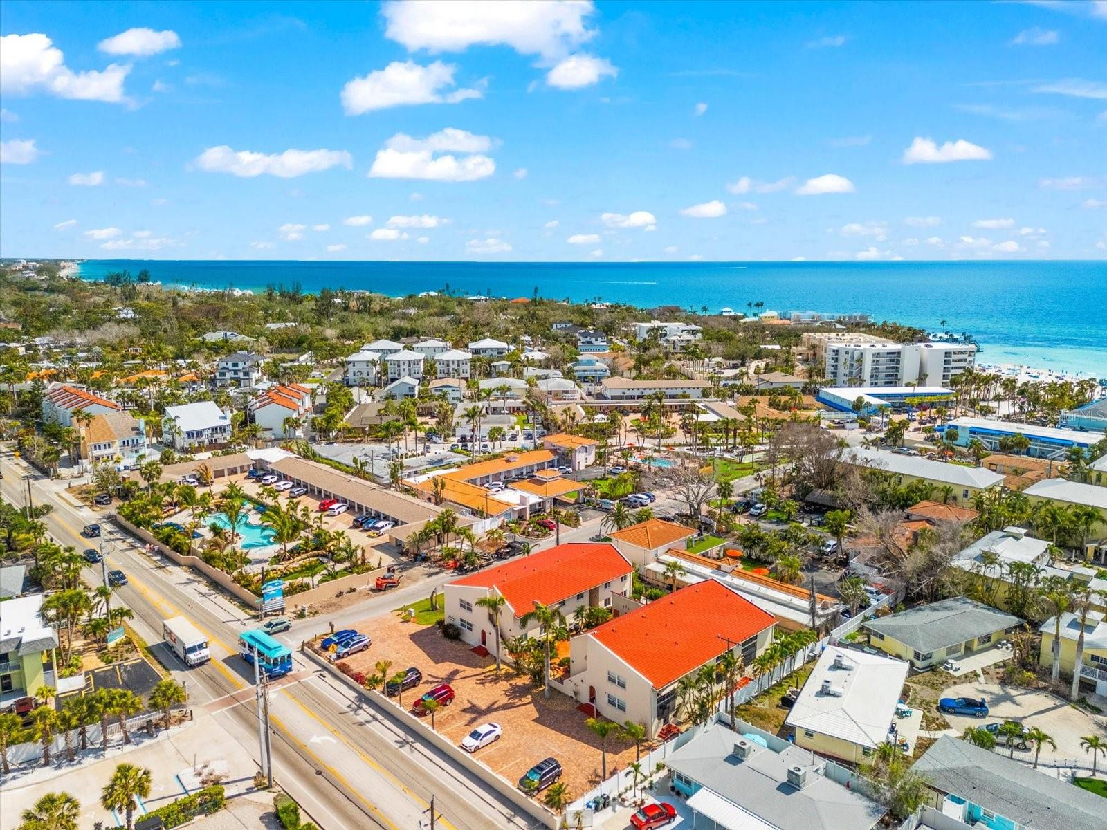 6708 SARASEA CIR #202, SARASOTA, FL — photo 51