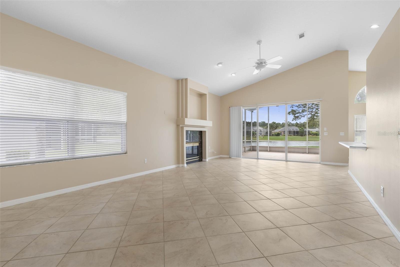 60 VILLA LAGO LN, ORMOND BEACH, FL — photo 3