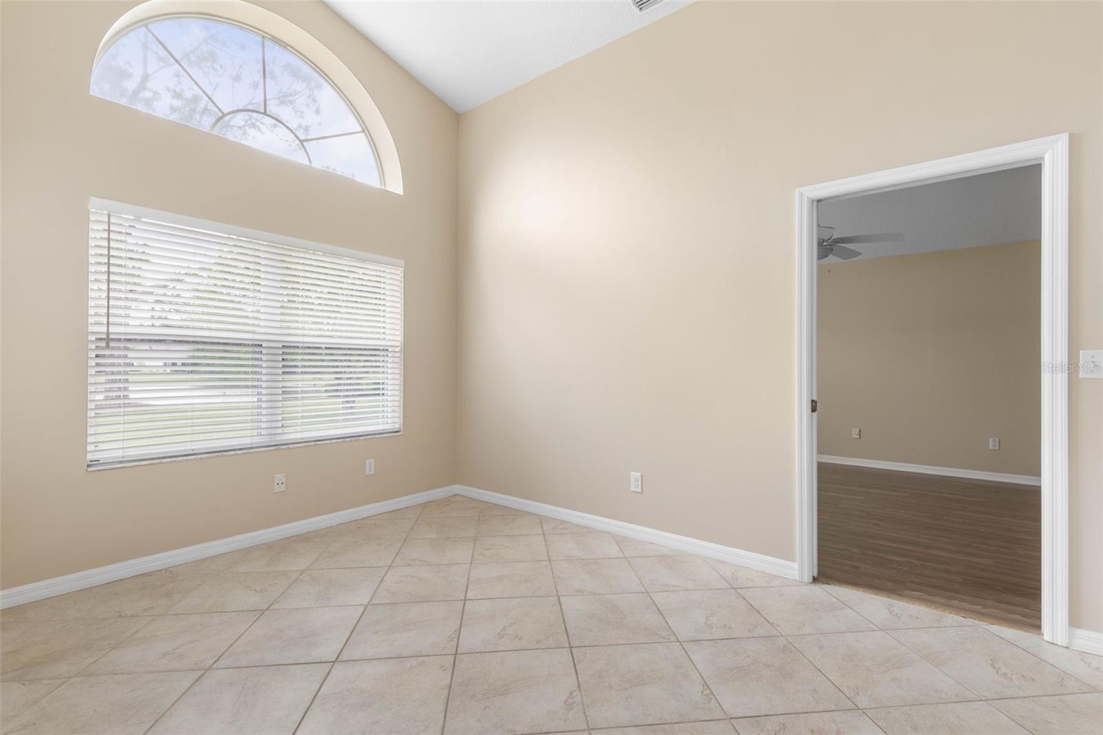 60 VILLA LAGO LN, ORMOND BEACH, FL — photo 9