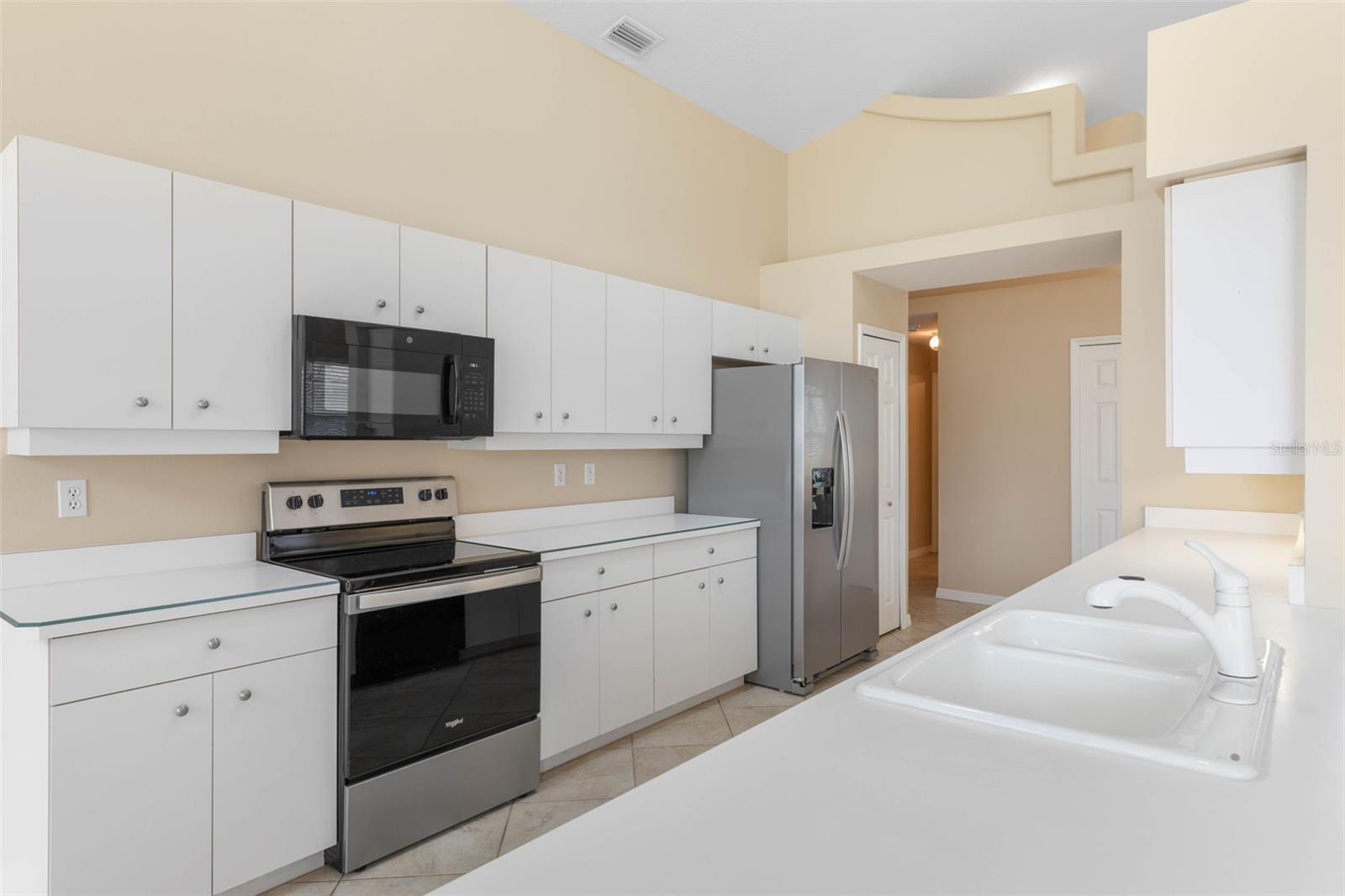 60 VILLA LAGO LN, ORMOND BEACH, FL — photo 12