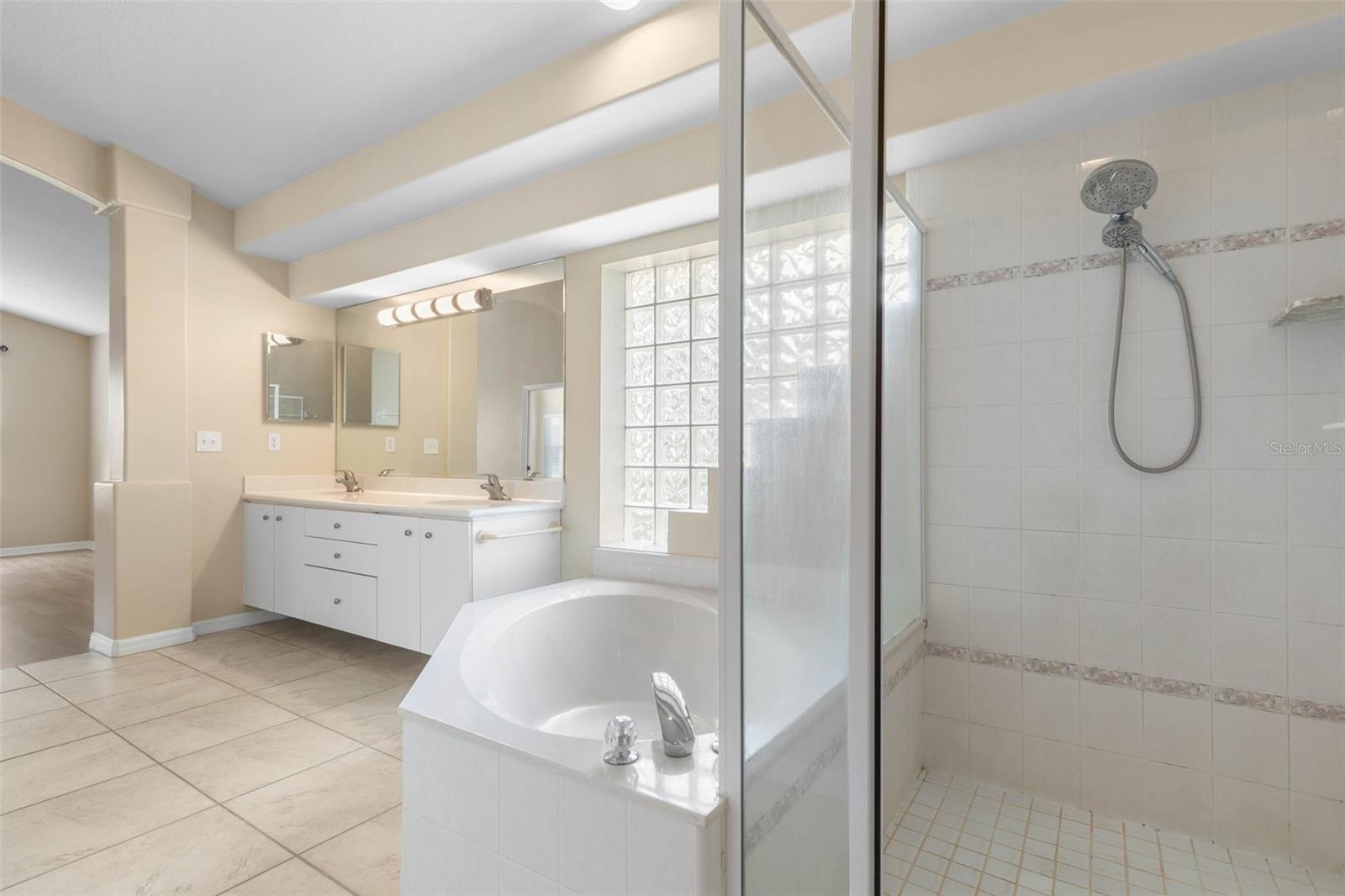 60 VILLA LAGO LN, ORMOND BEACH, FL — photo 25