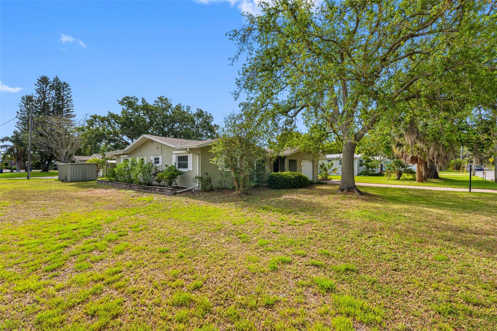 624 ORANGE ST, PALM HARBOR, FL — photo 33