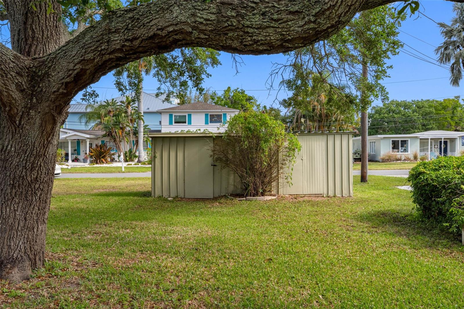 624 ORANGE ST, PALM HARBOR, FL — photo 38