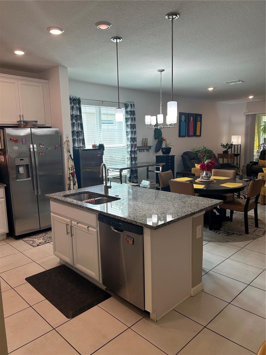 377 VESTRELLA DR, KISSIMMEE, FL — photo 3