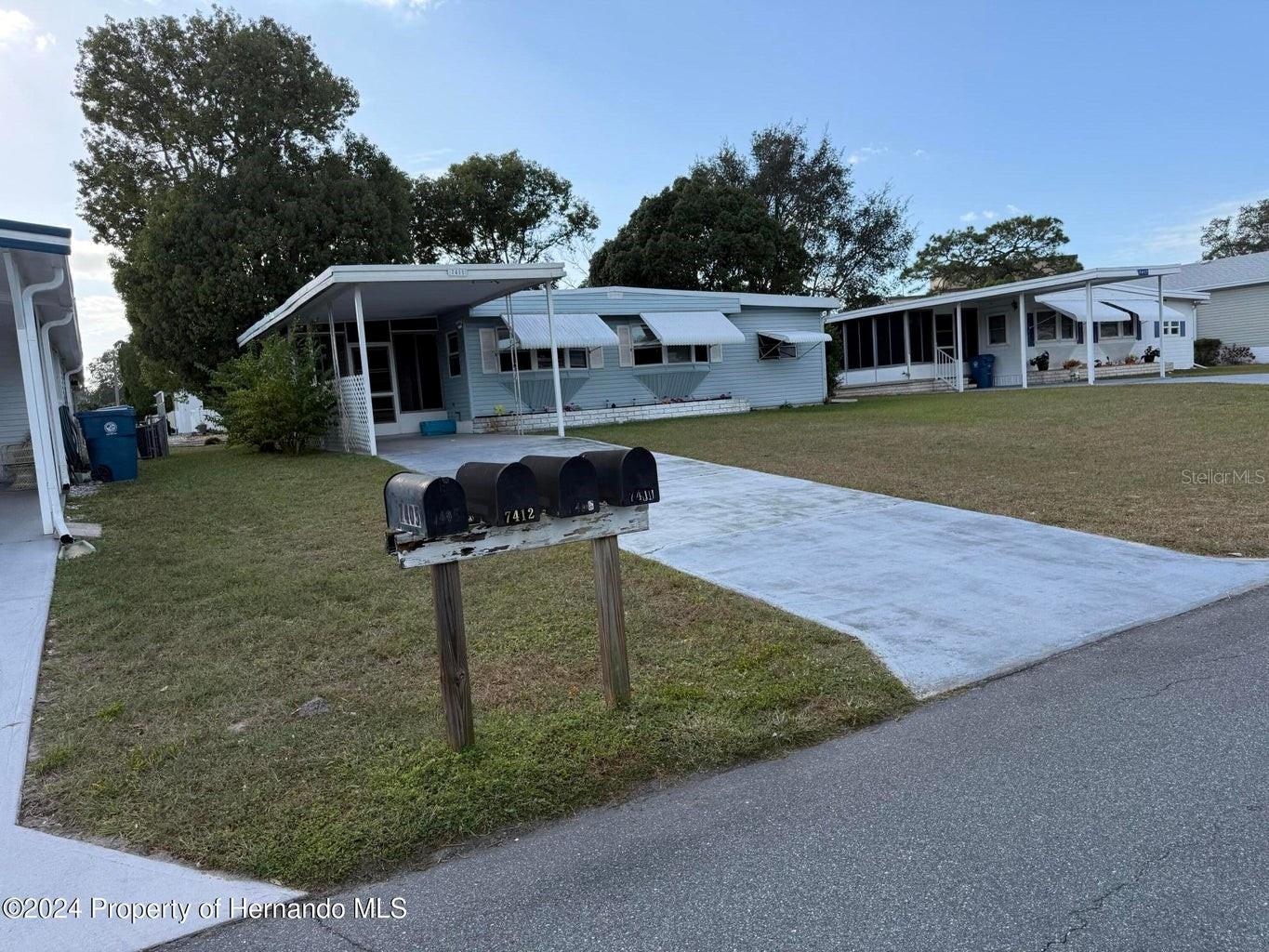 7411 FAIRLANE AVE, BROOKSVILLE, FL — photo 2