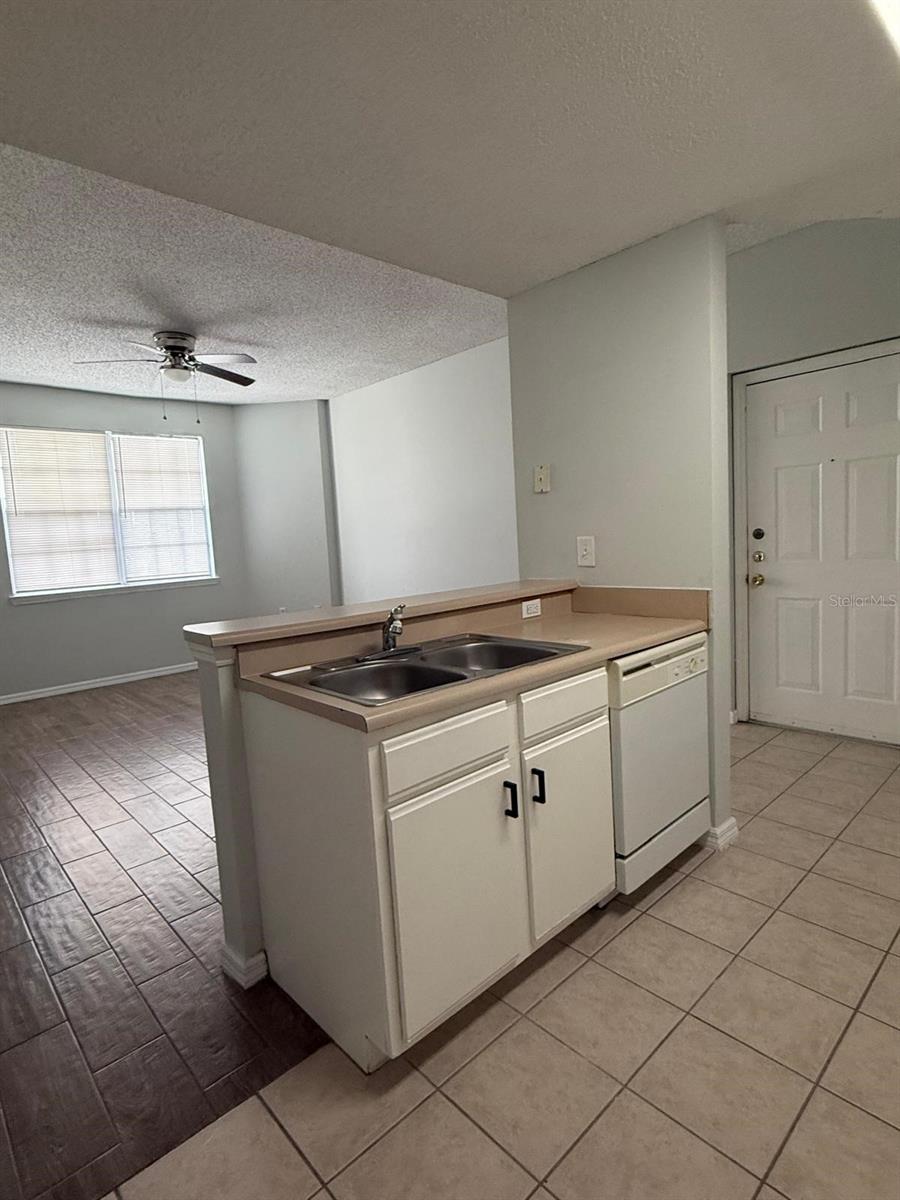 10831 WINDSOR WALK DR #311, ORLANDO, FL — photo 8