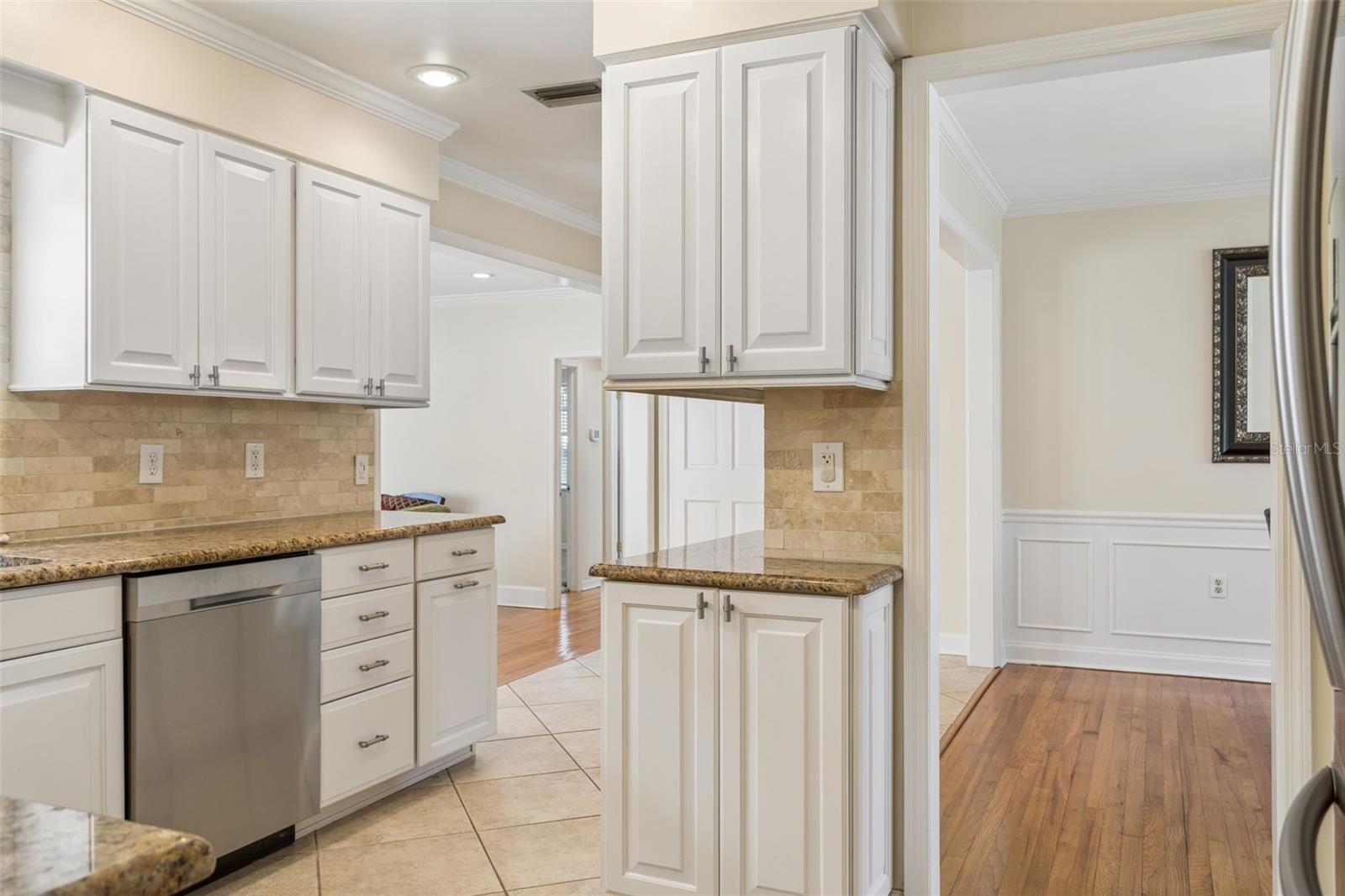 4206 W OBISPO ST, TAMPA, FL — photo 12