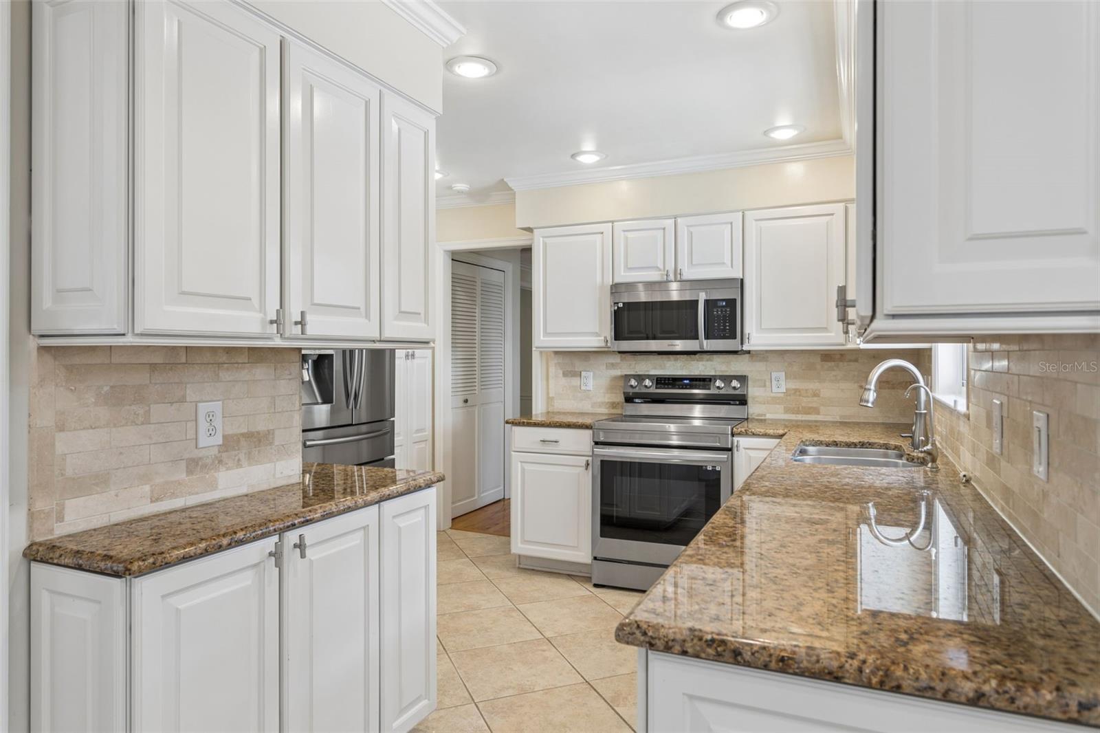 4206 W OBISPO ST, TAMPA, FL — photo 13