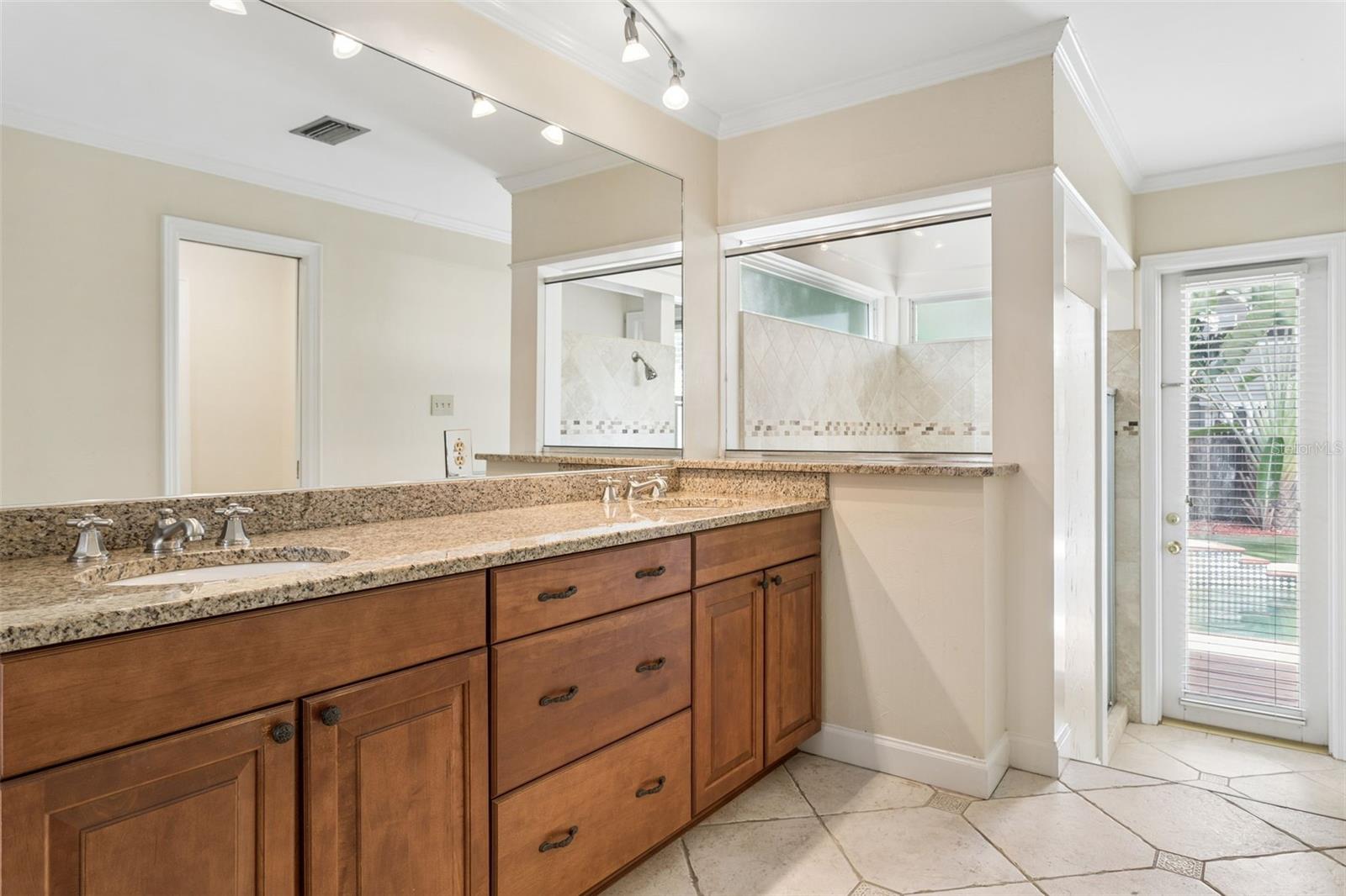 4206 W OBISPO ST, TAMPA, FL — photo 18