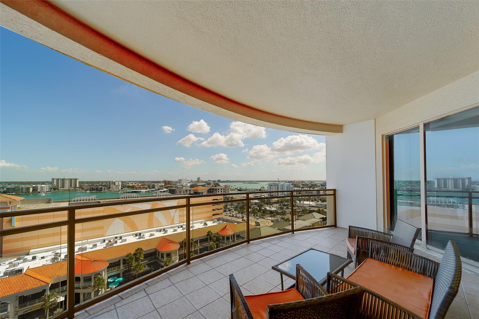 11 BAYMONT ST #1109, CLEARWATER BEACH, FL — photo 8