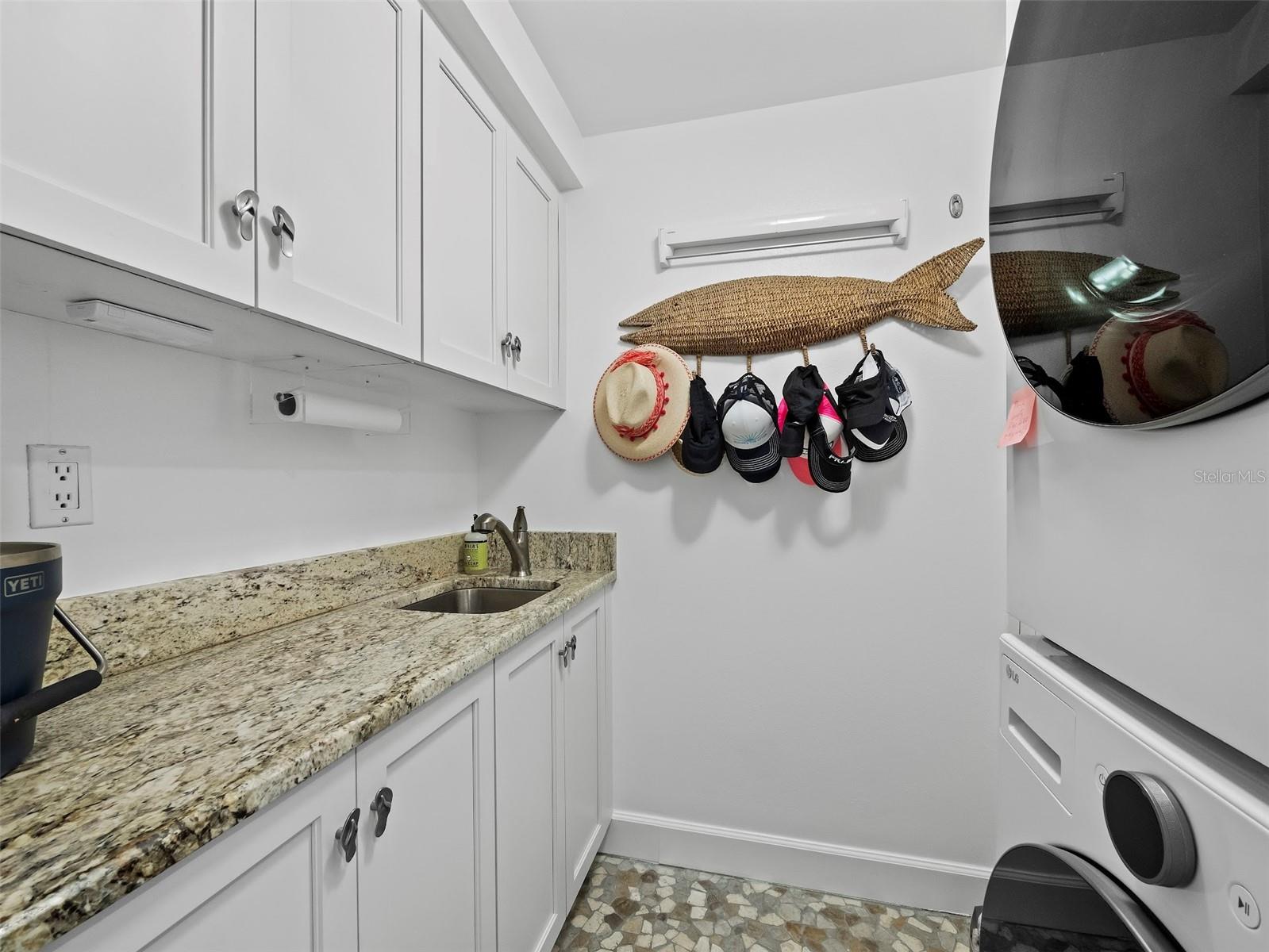535 SANCTUARY DR #A603, LONGBOAT KEY, FL — photo 33