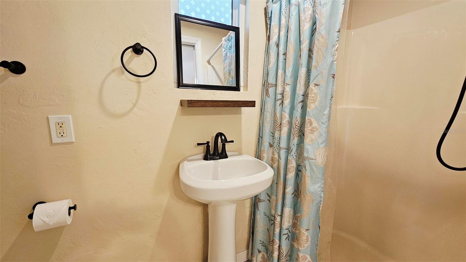 870 S MCCALL RD #4, ENGLEWOOD, FL — photo 16