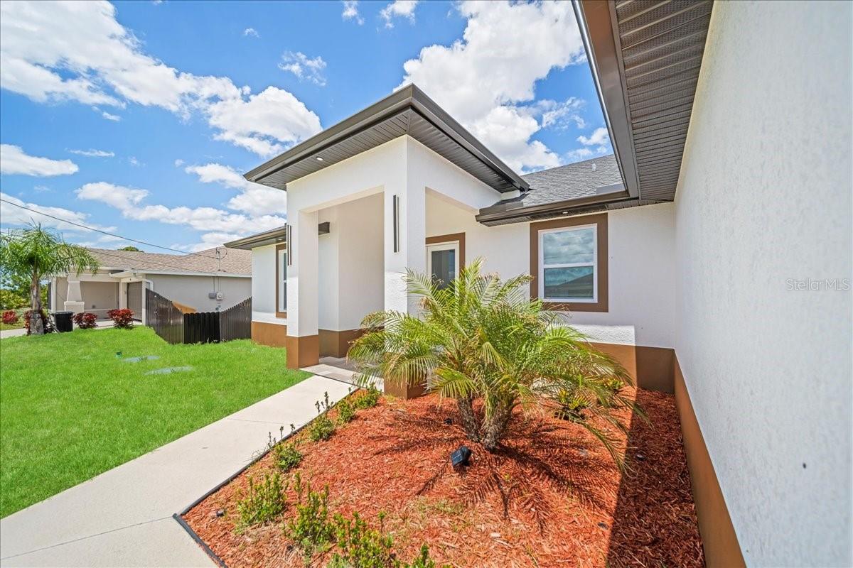 2914 23RD ST SW, LEHIGH ACRES, FL — photo 3