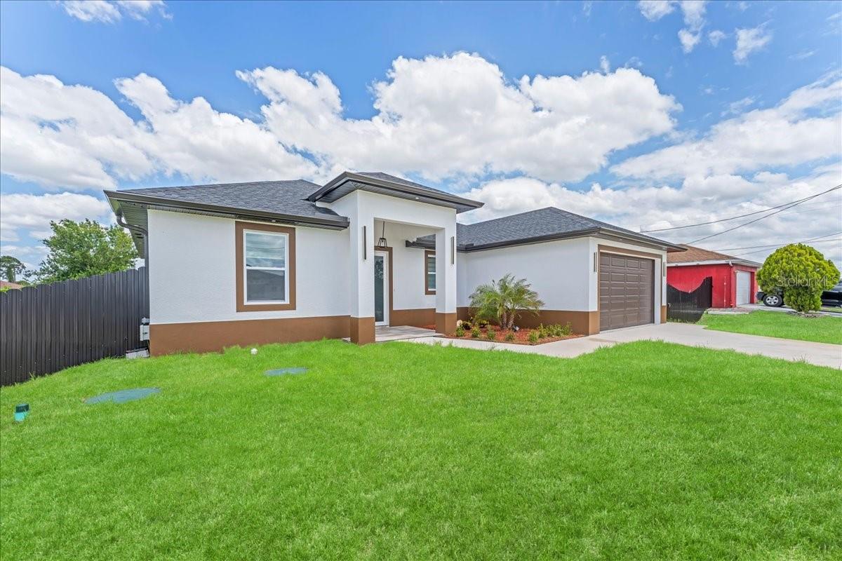 2914 23RD ST SW, LEHIGH ACRES, FL — photo 4
