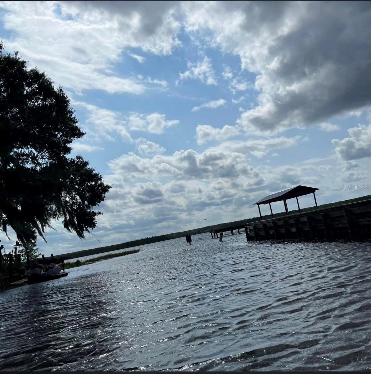 18625 NE 238TH TER, FORT MC COY, FL — photo 15