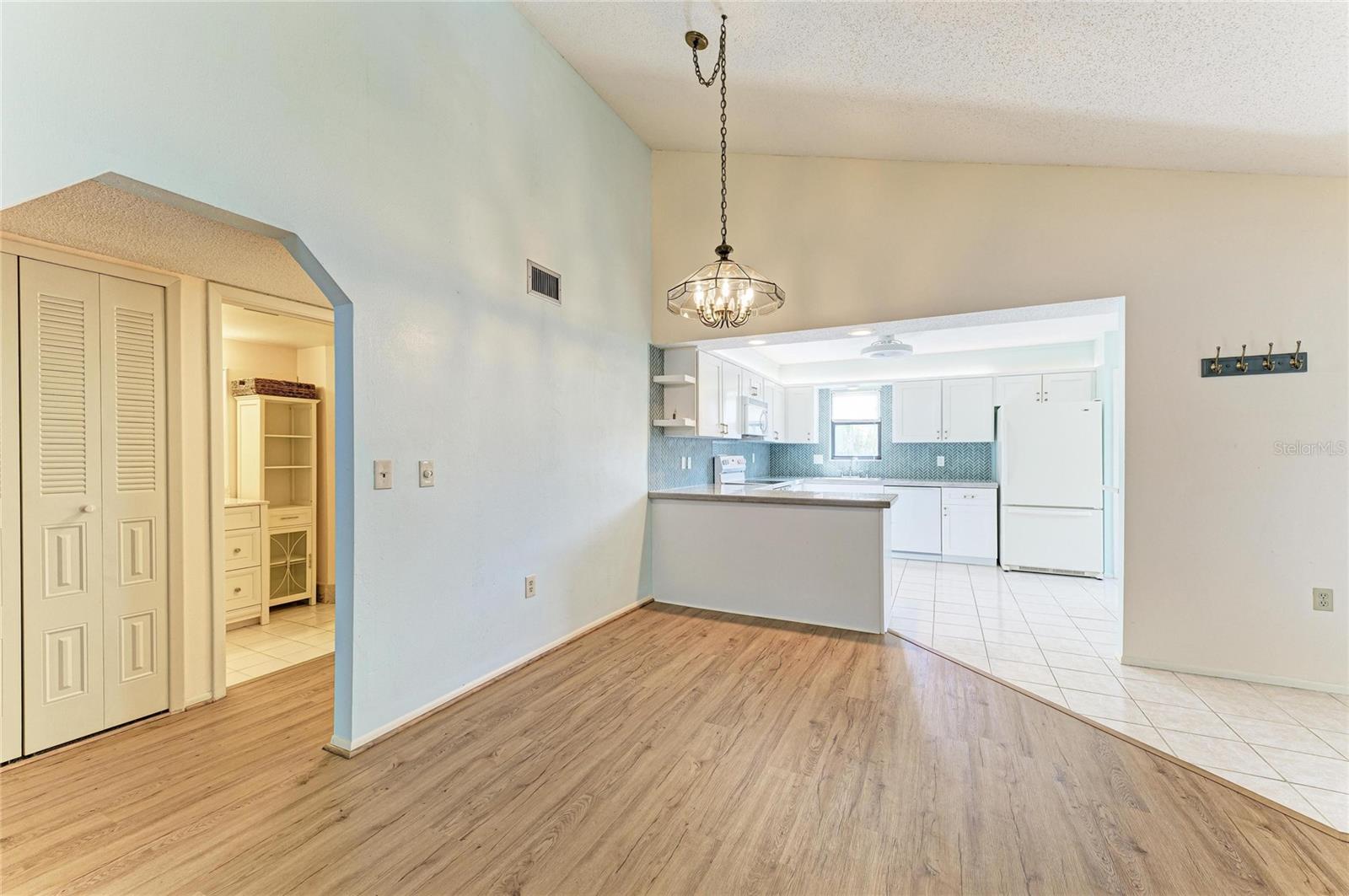 5400 34TH ST W #D11, BRADENTON, FL — photo 11