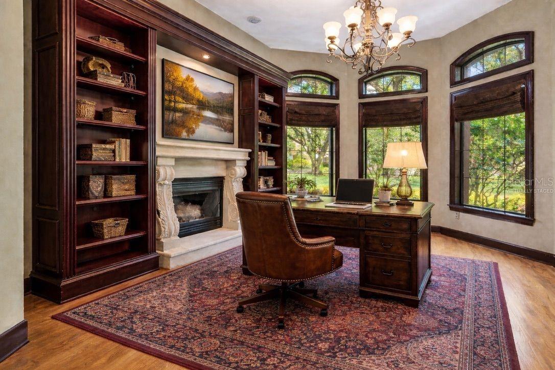 702 BERROCALES DE AVILA, TAMPA, FL — photo 15