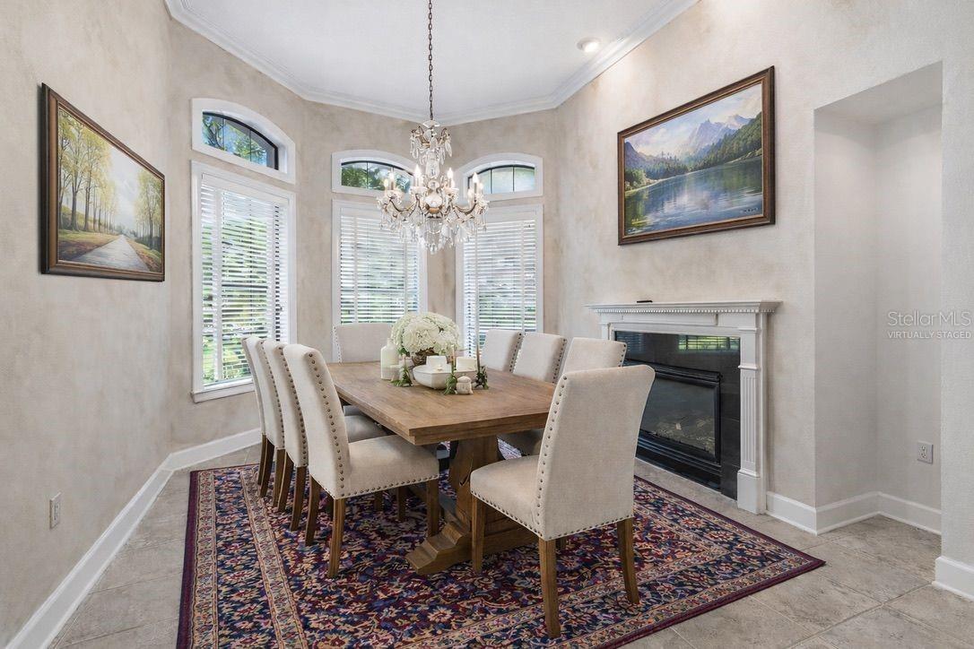 702 BERROCALES DE AVILA, TAMPA, FL — photo 27