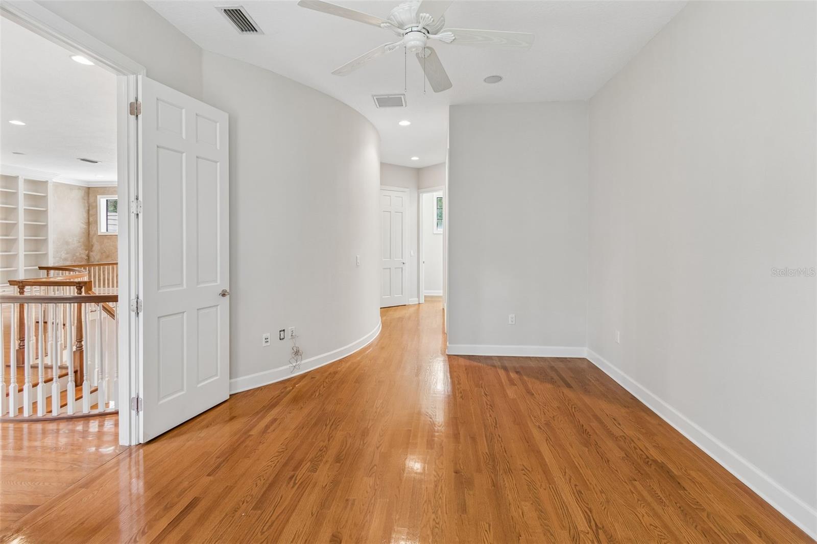 702 BERROCALES DE AVILA, TAMPA, FL — photo 50