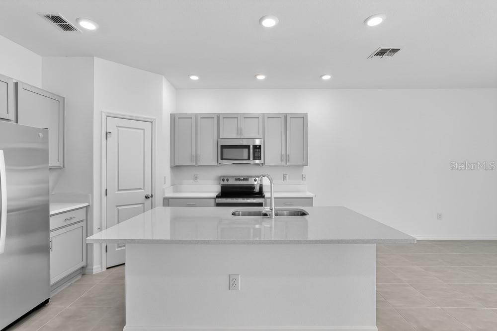 13134 STABLE PL, PARRISH, FL — photo 3