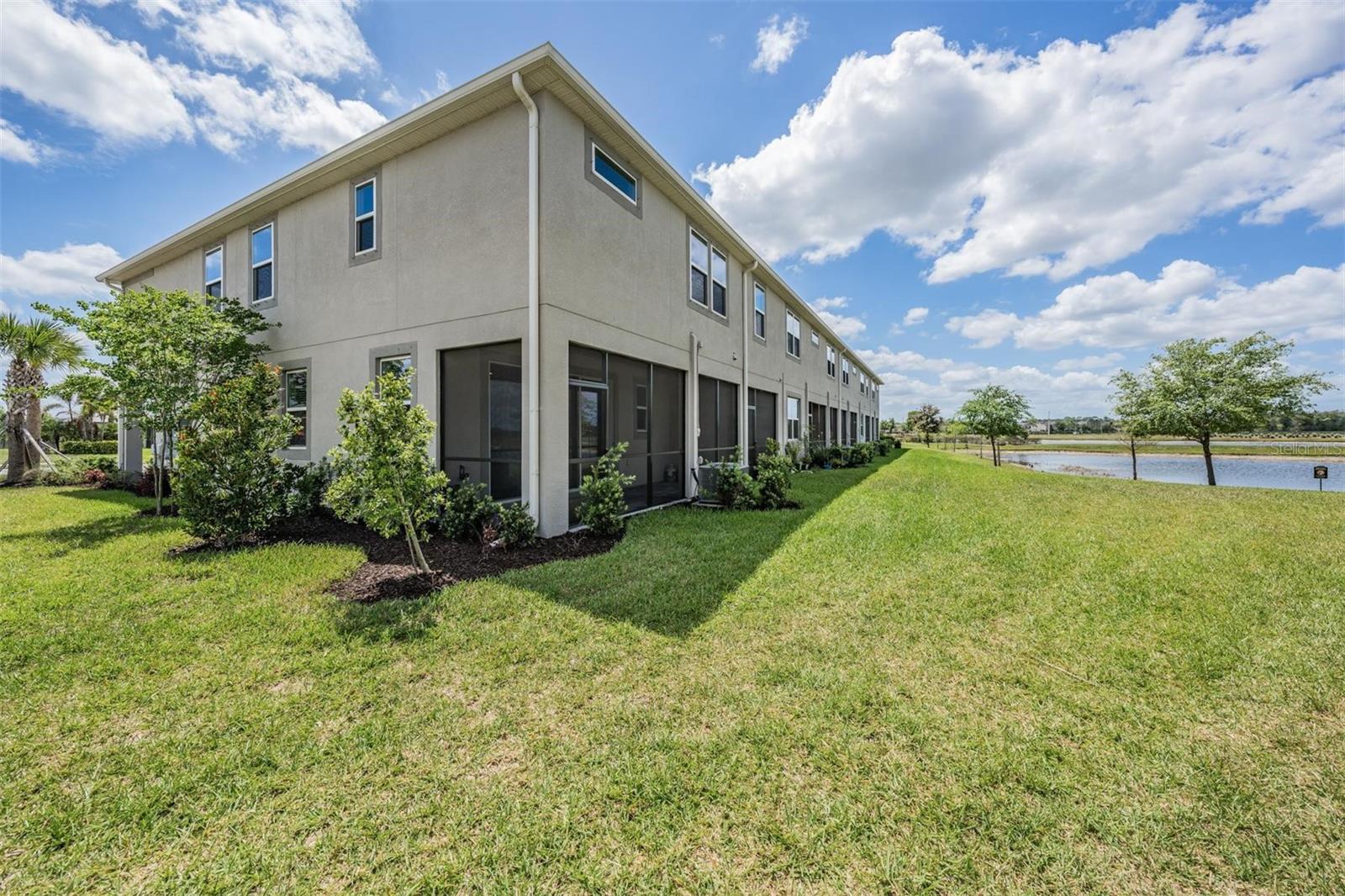 19219 BLUE POND DR, LUTZ, FL — photo 3