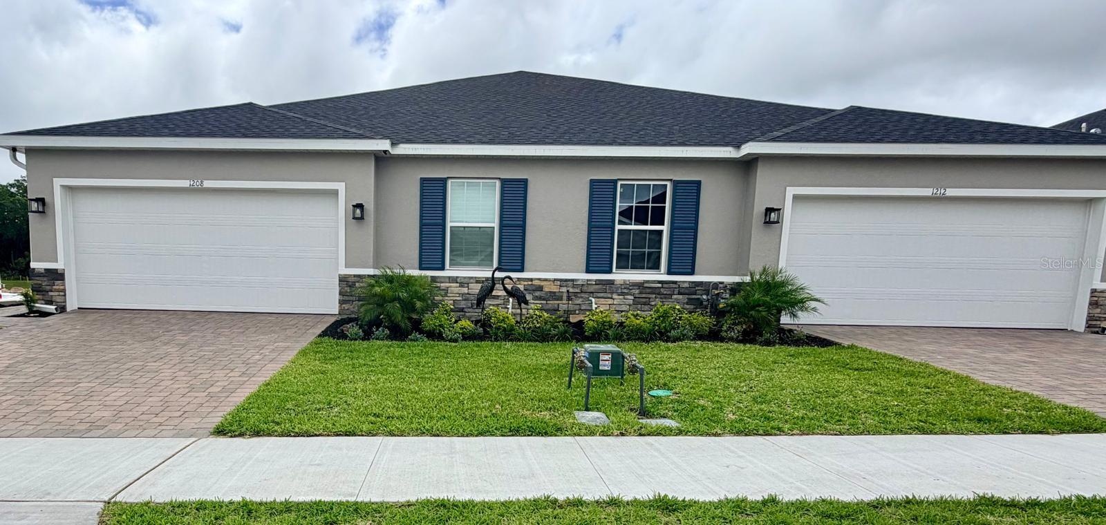 1208 TURTLE ISLAND RD, LADY LAKE, FL
