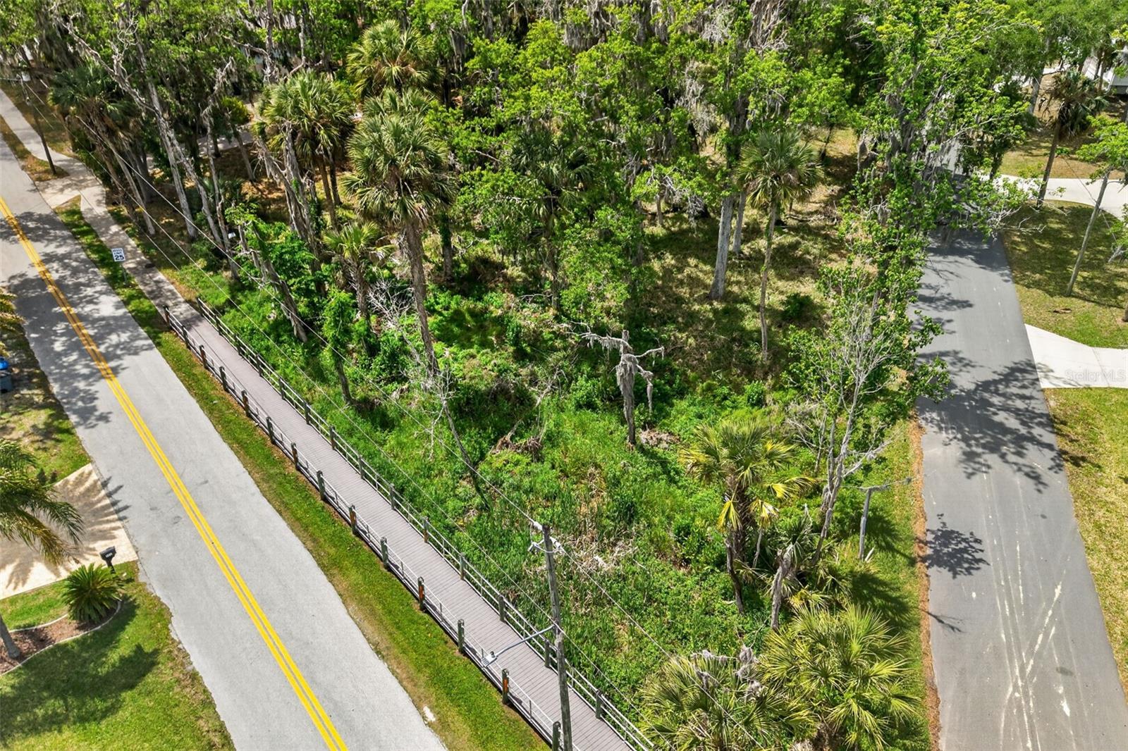 580 NW 14TH PL, CRYSTAL RIVER, FL — photo 8