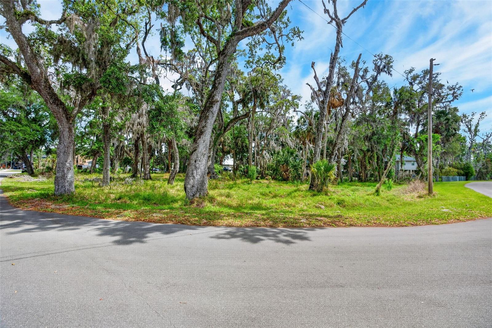580 NW 14TH PL, CRYSTAL RIVER, FL — photo 11