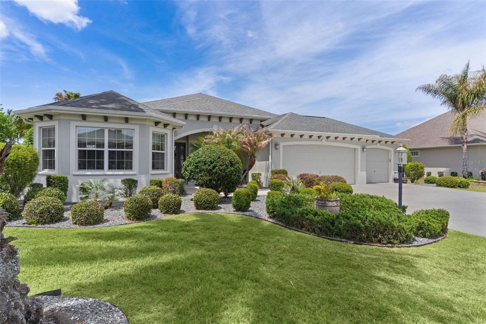 2254 ISLEWORTH CIR, THE VILLAGES, FL