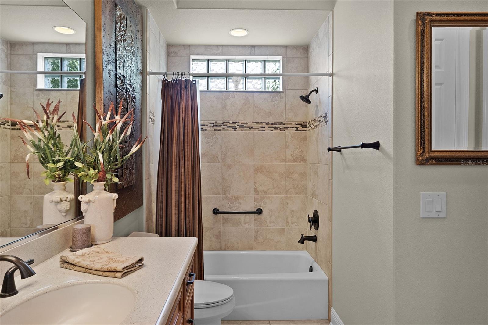 2254 ISLEWORTH CIR, THE VILLAGES, FL — photo 40