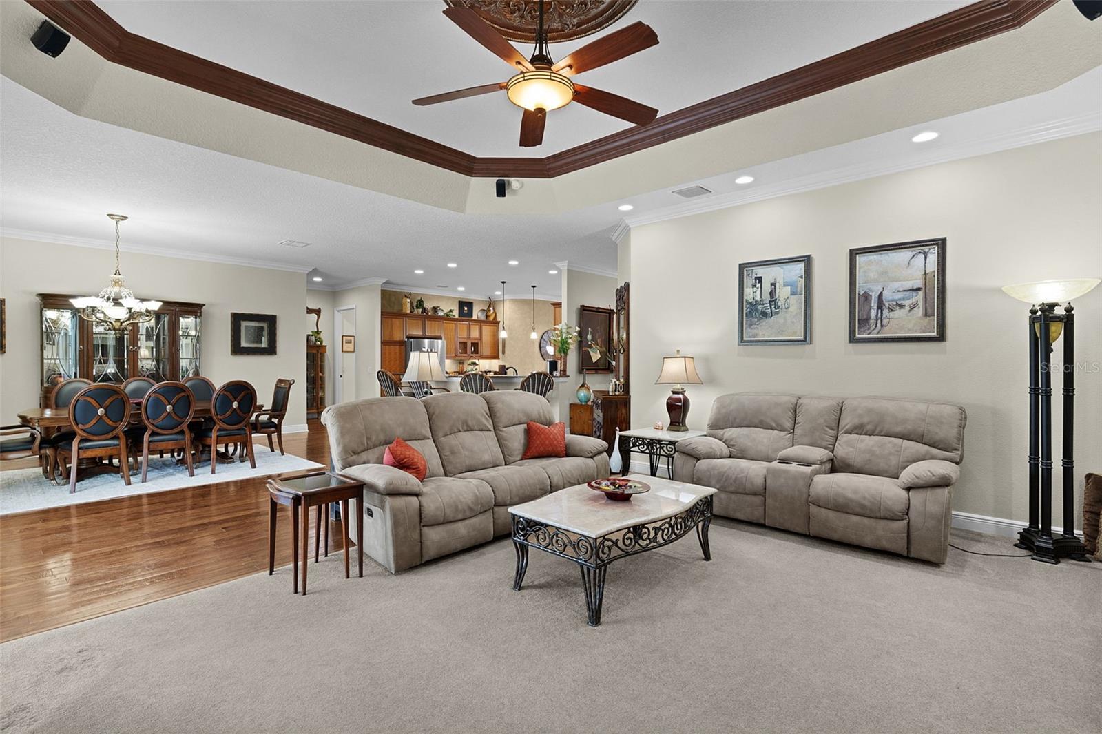 2254 ISLEWORTH CIR, THE VILLAGES, FL — photo 23