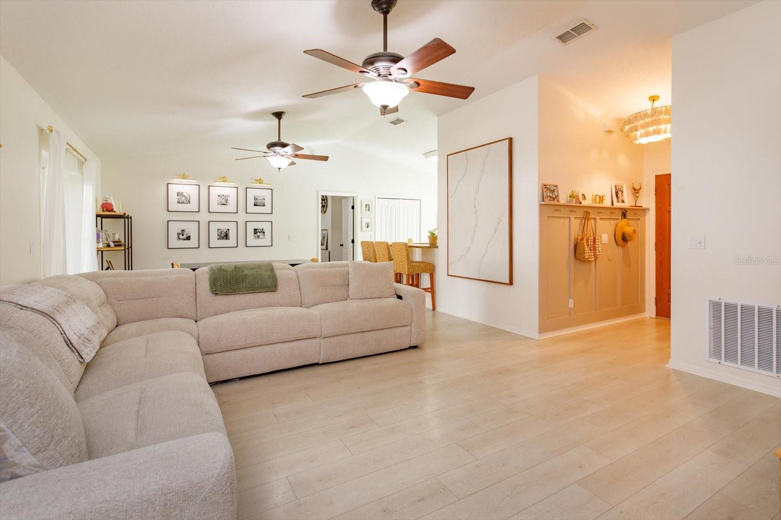 1044 ARBOR HILL CIR, MINNEOLA, FL — photo 13