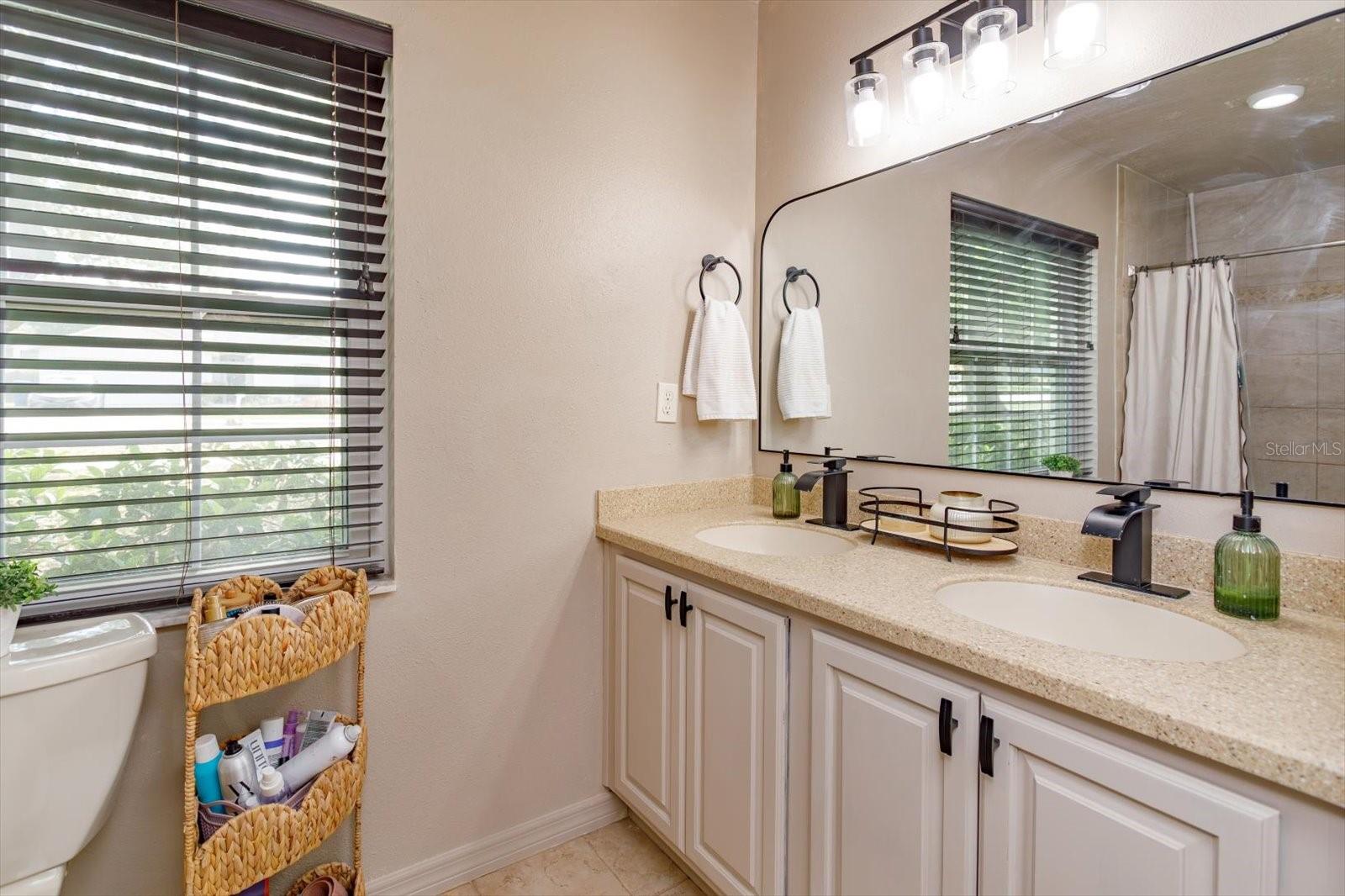 1044 ARBOR HILL CIR, MINNEOLA, FL — photo 32