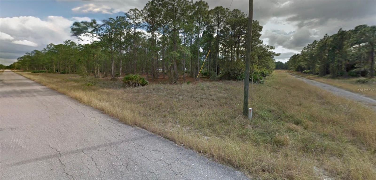 22 LOUIS AVE, LEHIGH ACRES, FL — photo 2