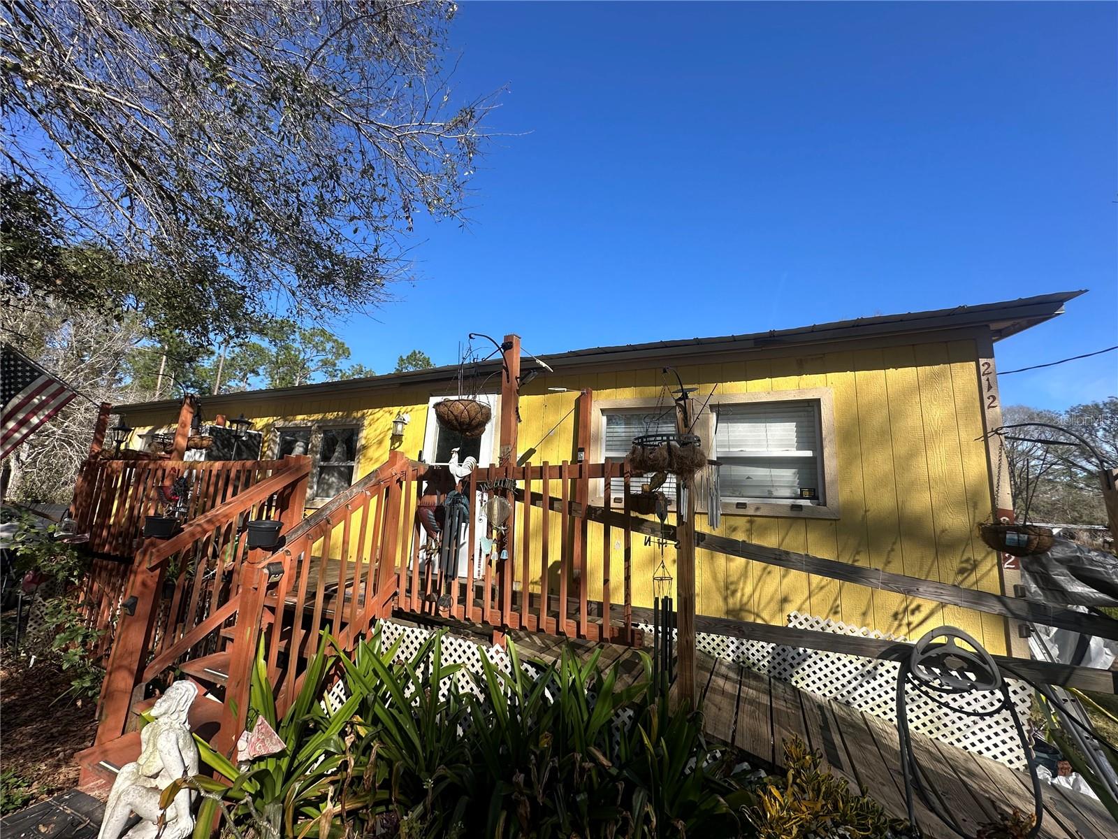 212 BALLARD RD, AVON PARK, FL