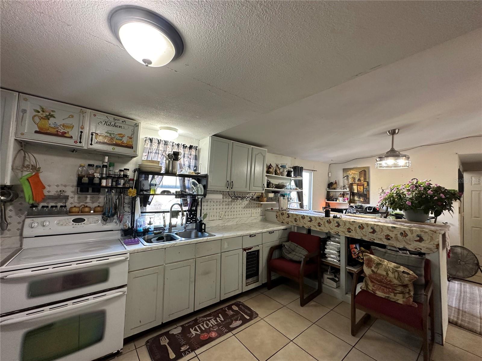 212 BALLARD RD, AVON PARK, FL — photo 3