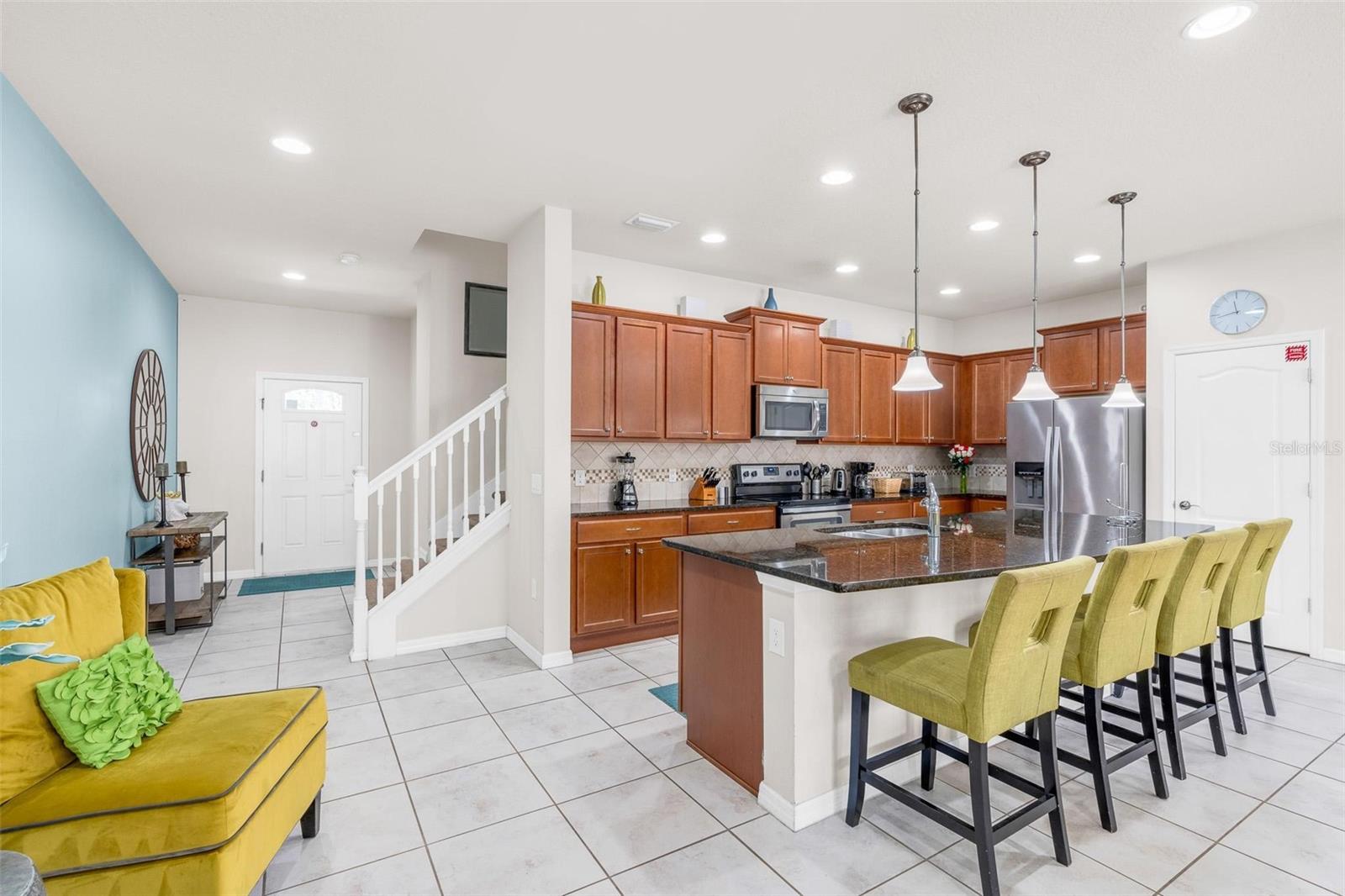 1987 MAJORCA DR, KISSIMMEE, FL — photo 3