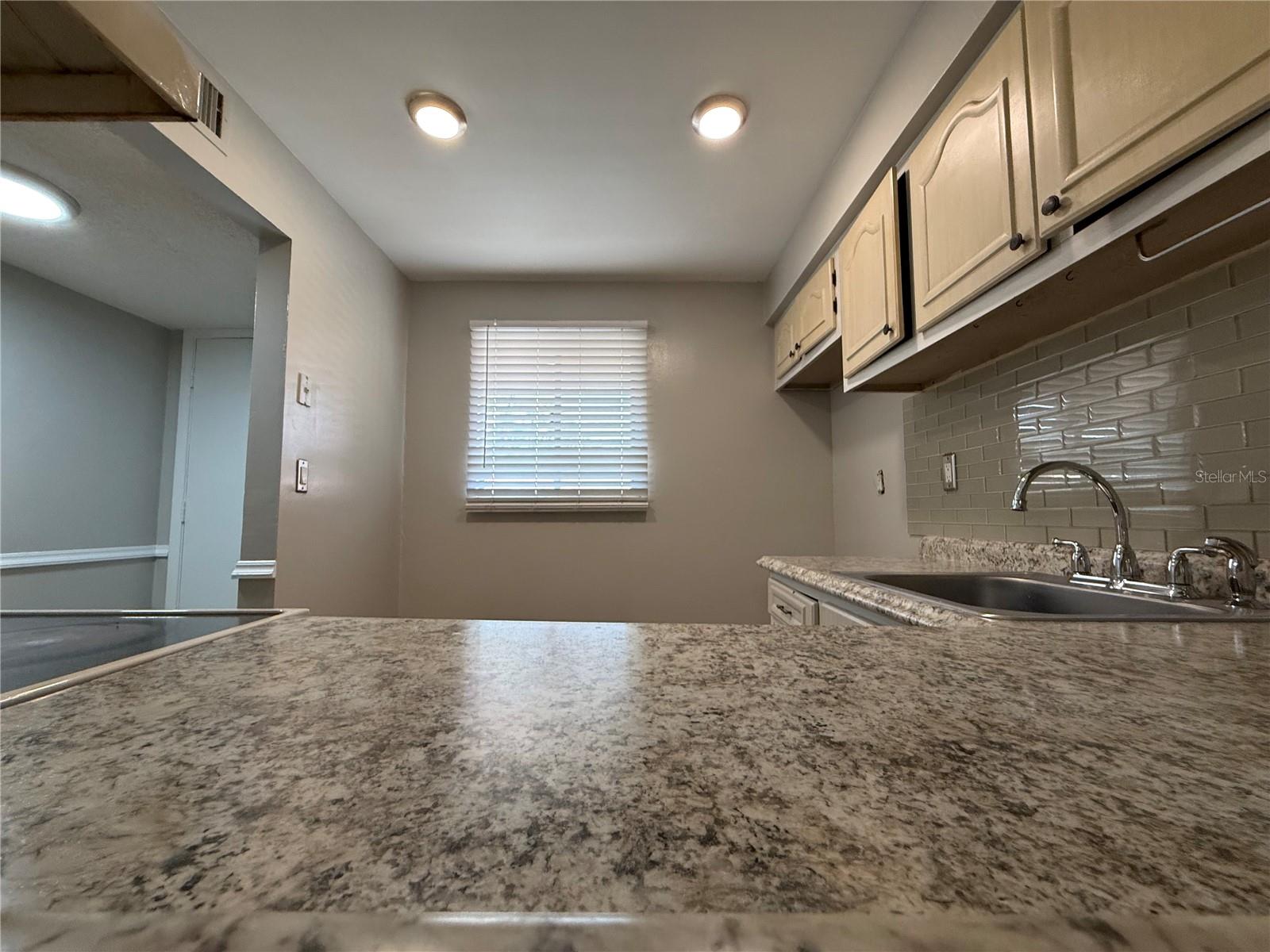 2800 N POWERS DR #9, ORLANDO, FL — photo 13