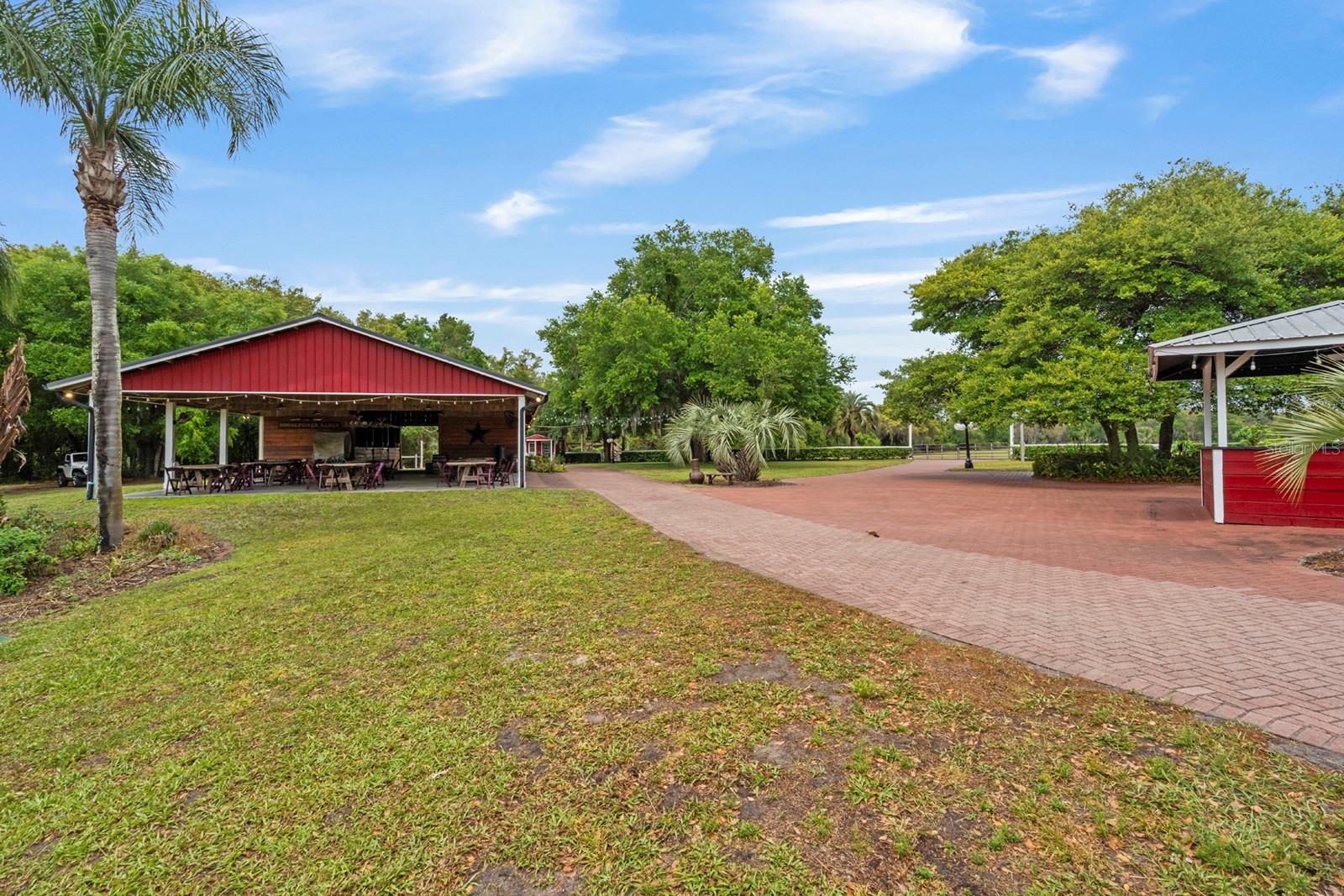 280 CAMPBELL RANCH RUN, GENEVA, FL — photo 23