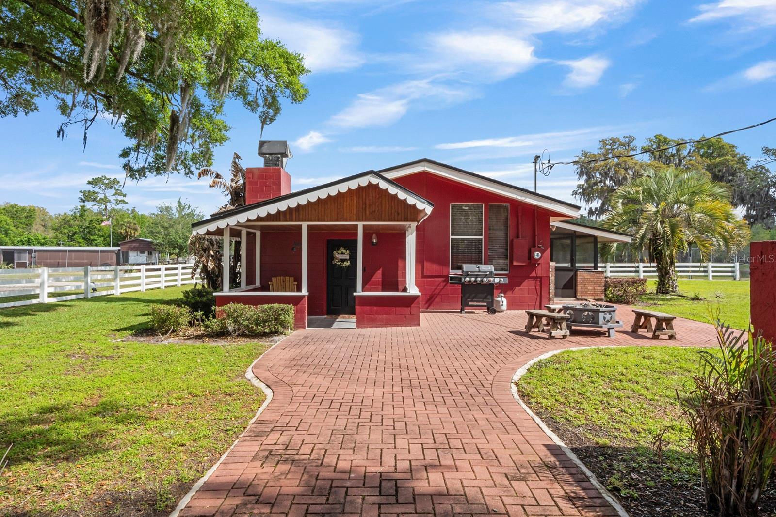 280 CAMPBELL RANCH RUN, GENEVA, FL — photo 56