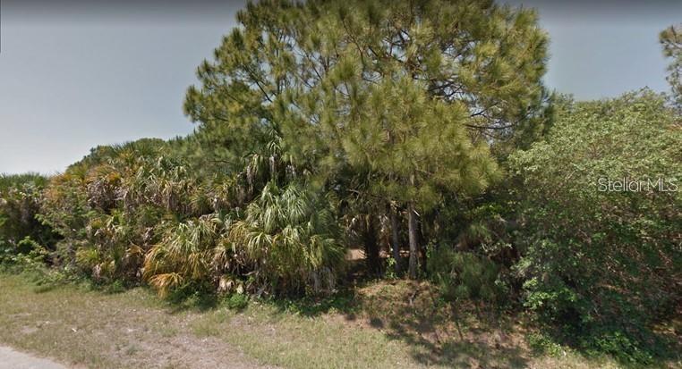 15028 CRESENT AVE, PORT CHARLOTTE, FL — photo 2