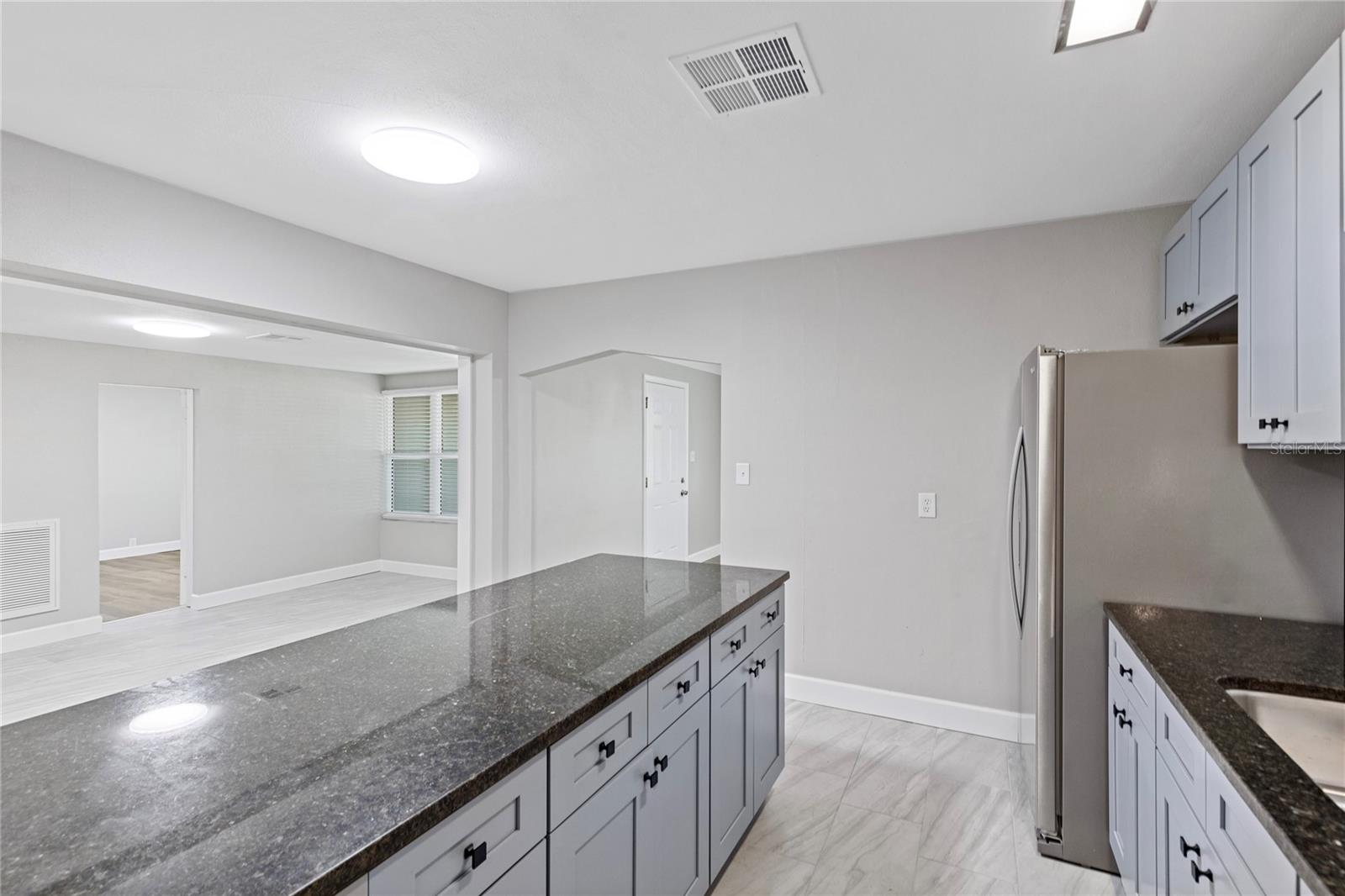 804 S EVERGREEN AVE, CLEARWATER, FL — photo 12