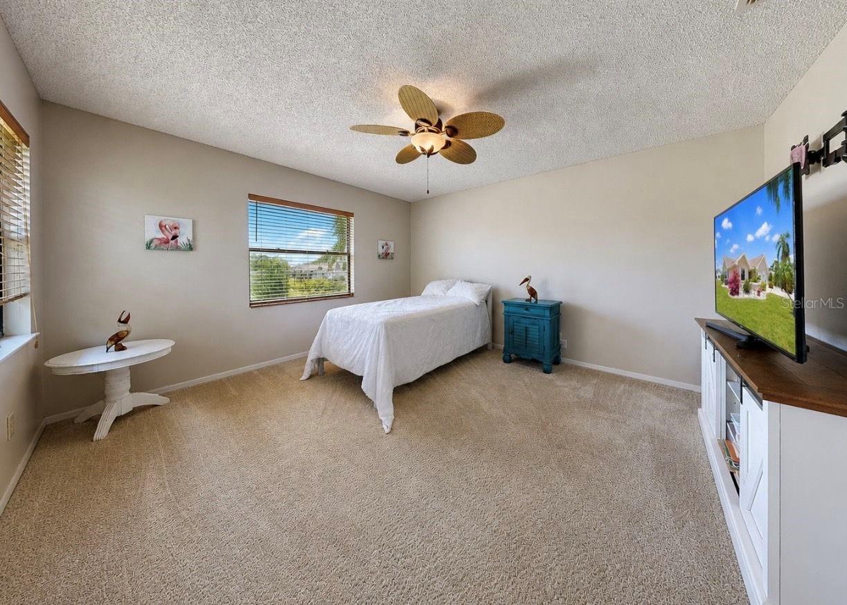 319 LINGER LN, SUN CITY CENTER, FL — photo 15