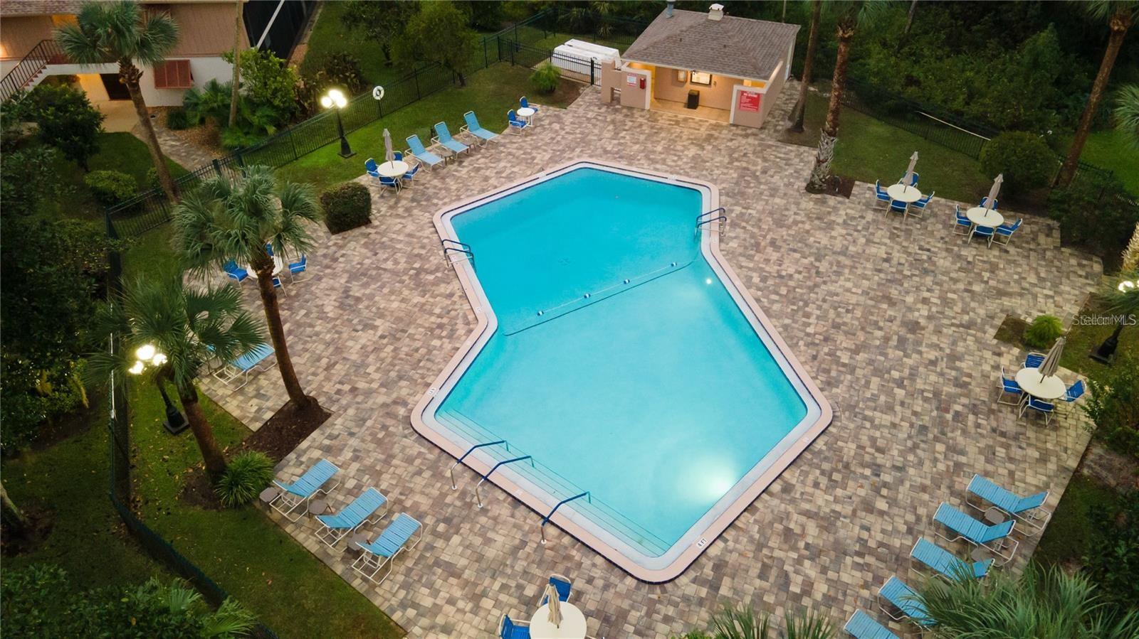 100 SWEETGUM WOODS CT #8D, DELTONA, FL — photo 2