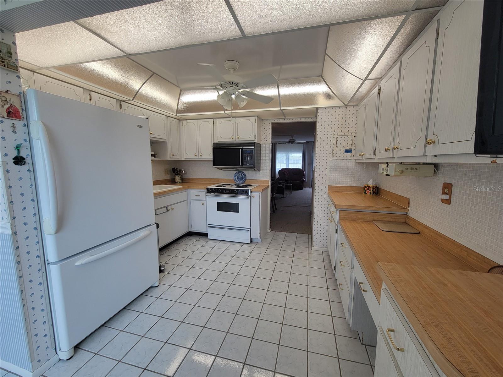 4715 BAY ST NE #225, ST PETERSBURG, FL — photo 12