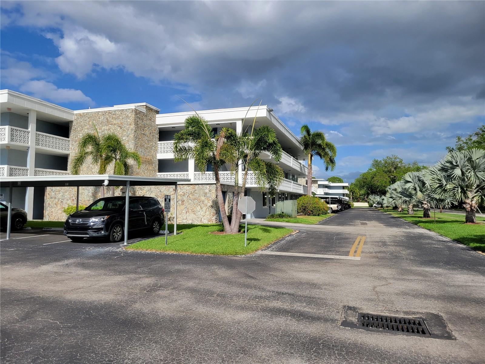 4715 BAY ST NE #225, ST PETERSBURG, FL — photo 38