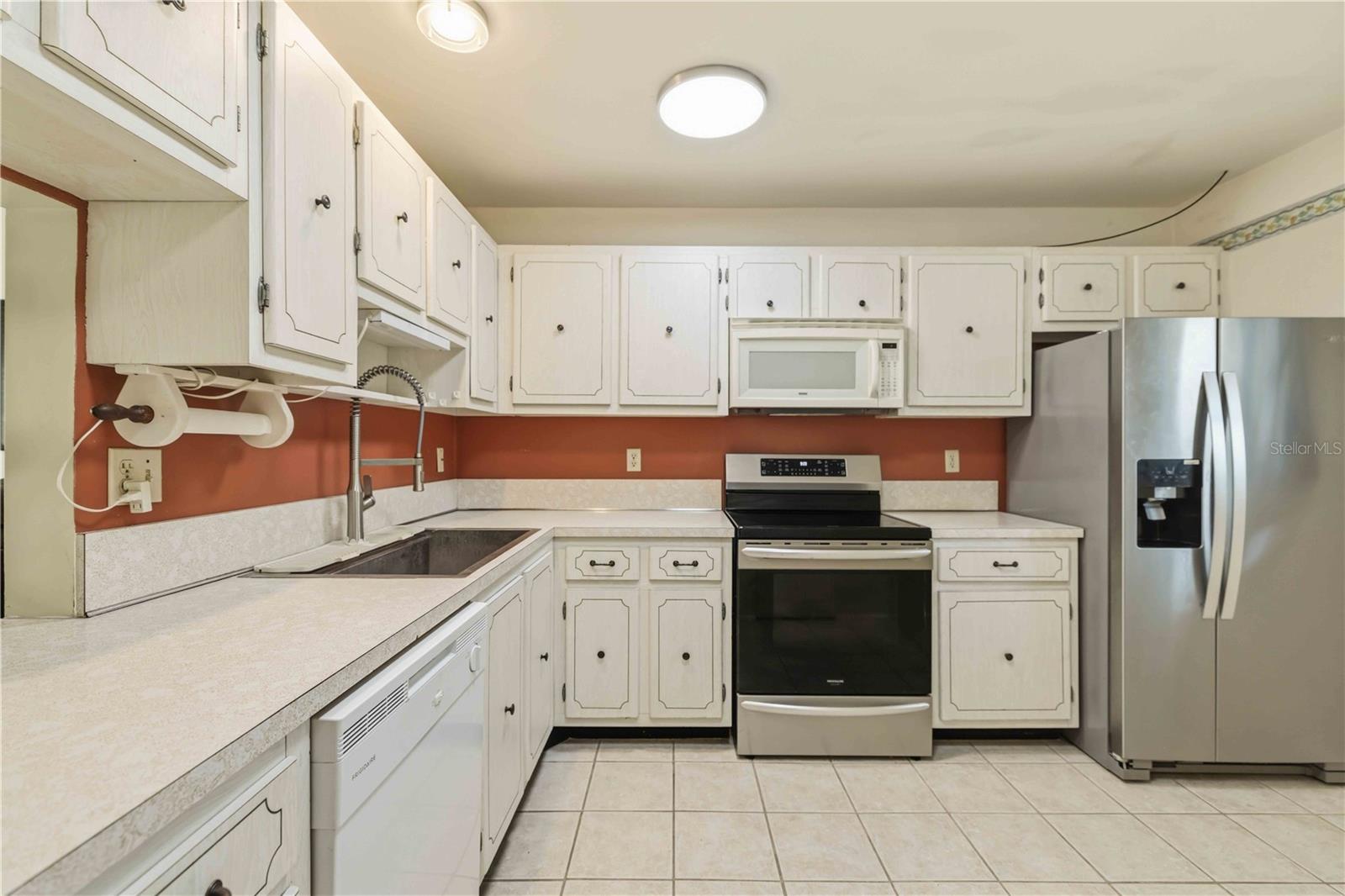 3680 IRONWOOD CIR #202L, BRADENTON, FL — photo 11