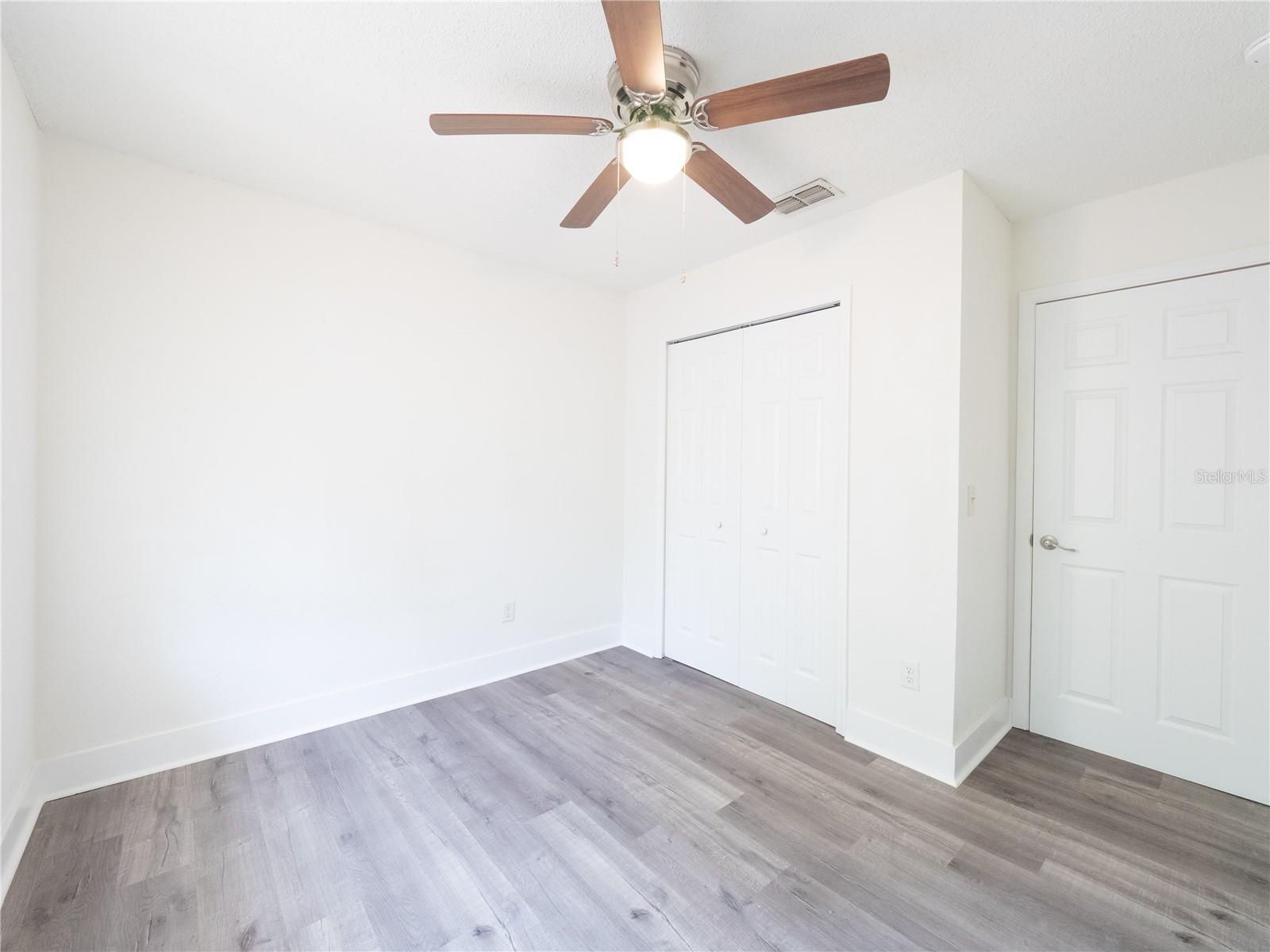 23548 FRANKLIN AVE, SORRENTO, FL — photo 31