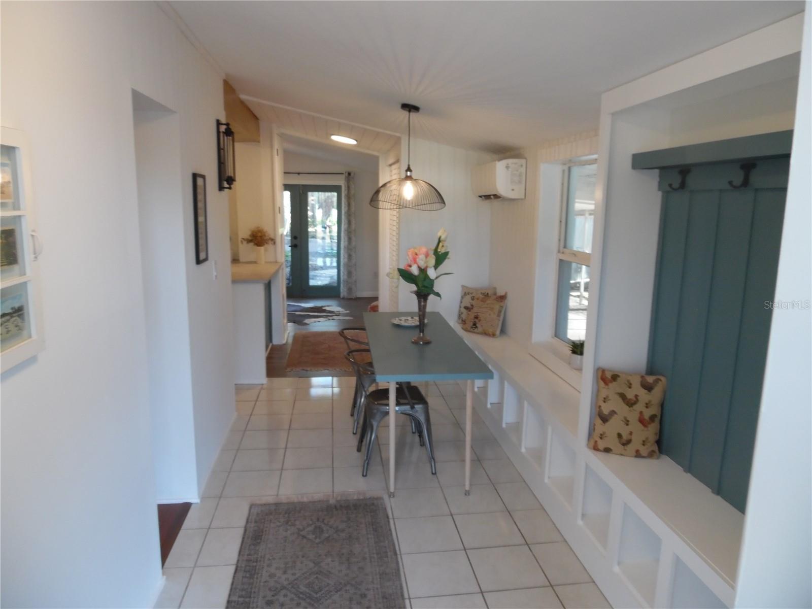 5487 70TH WAY N, ST PETERSBURG, FL — photo 2