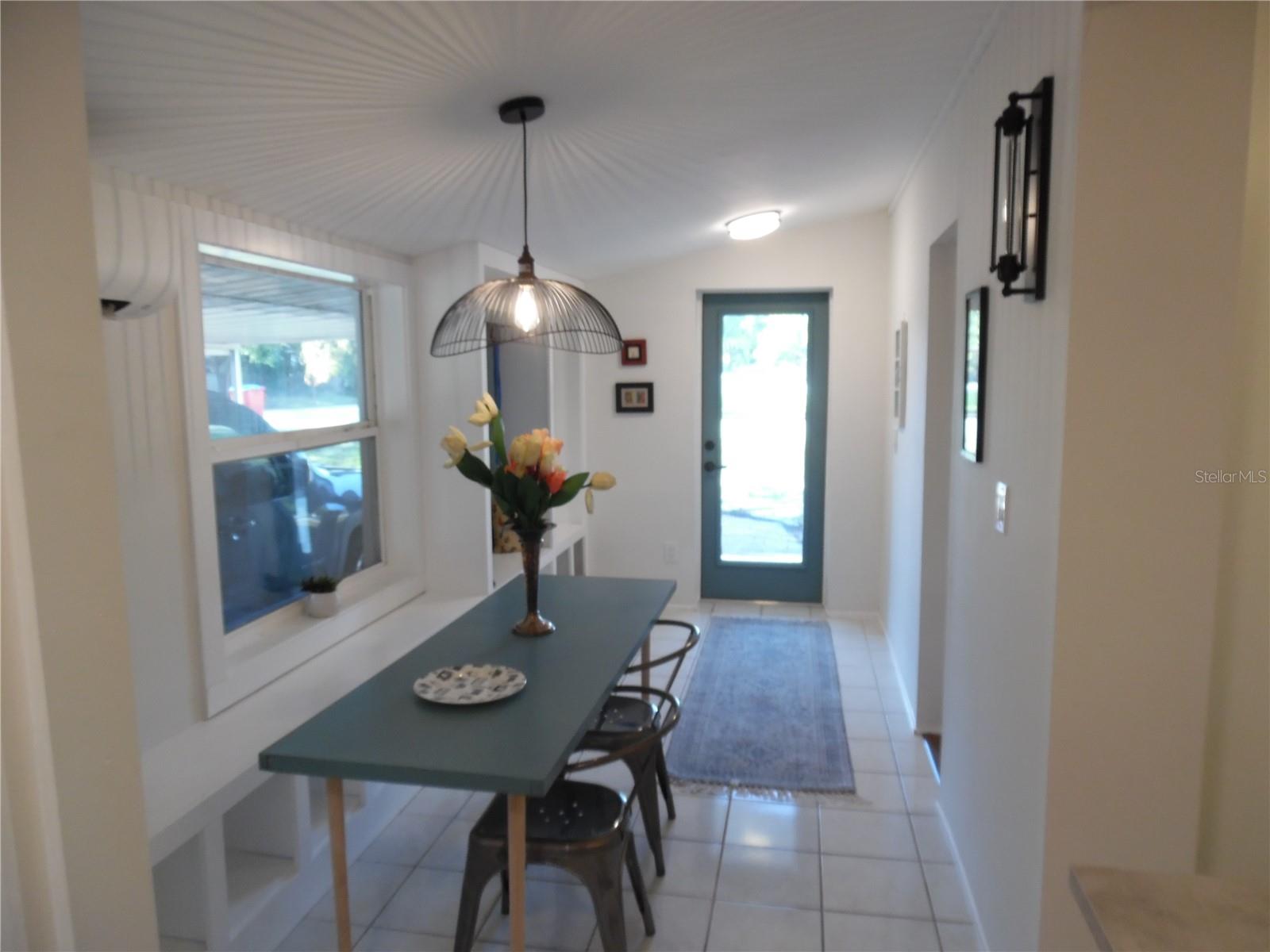 5487 70TH WAY N, ST PETERSBURG, FL — photo 4